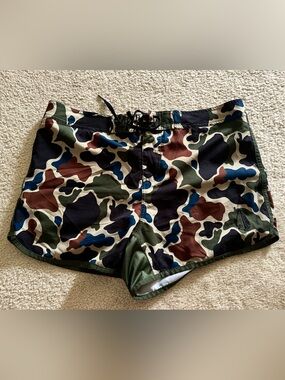 Tachuntfish Dark Duck Hunter Diver Shorts